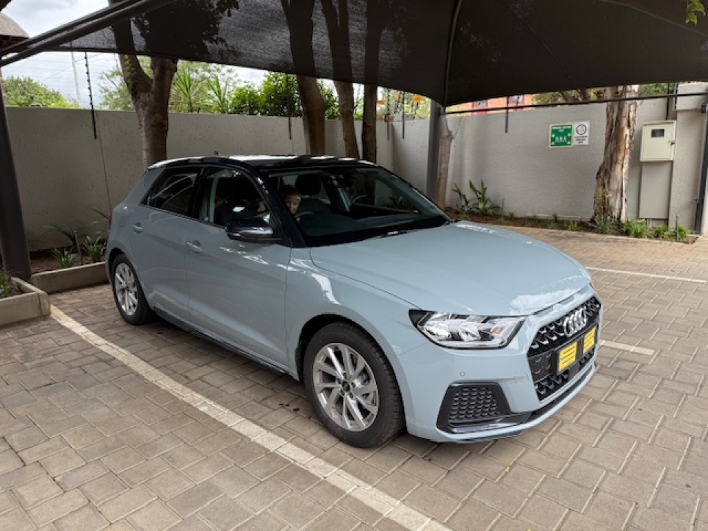 AUDI A1 SPORTBACK 30 TFSI ADVANCED S TRONIC for Sale in South Africa