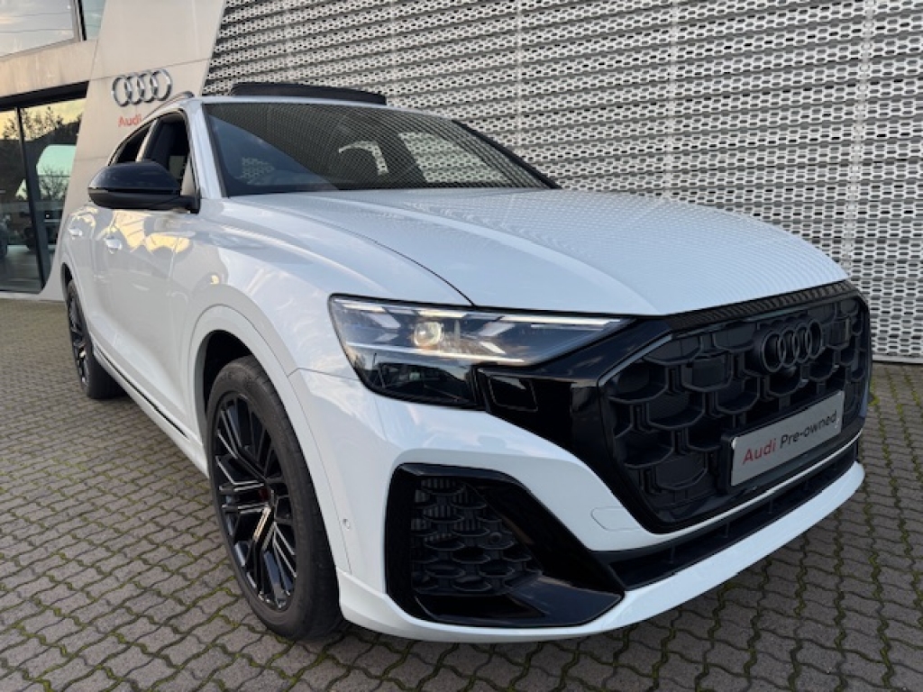 AUDI Q8 55TFSI QUATTRO TIP BLACK EDITION for Sale in South Africa