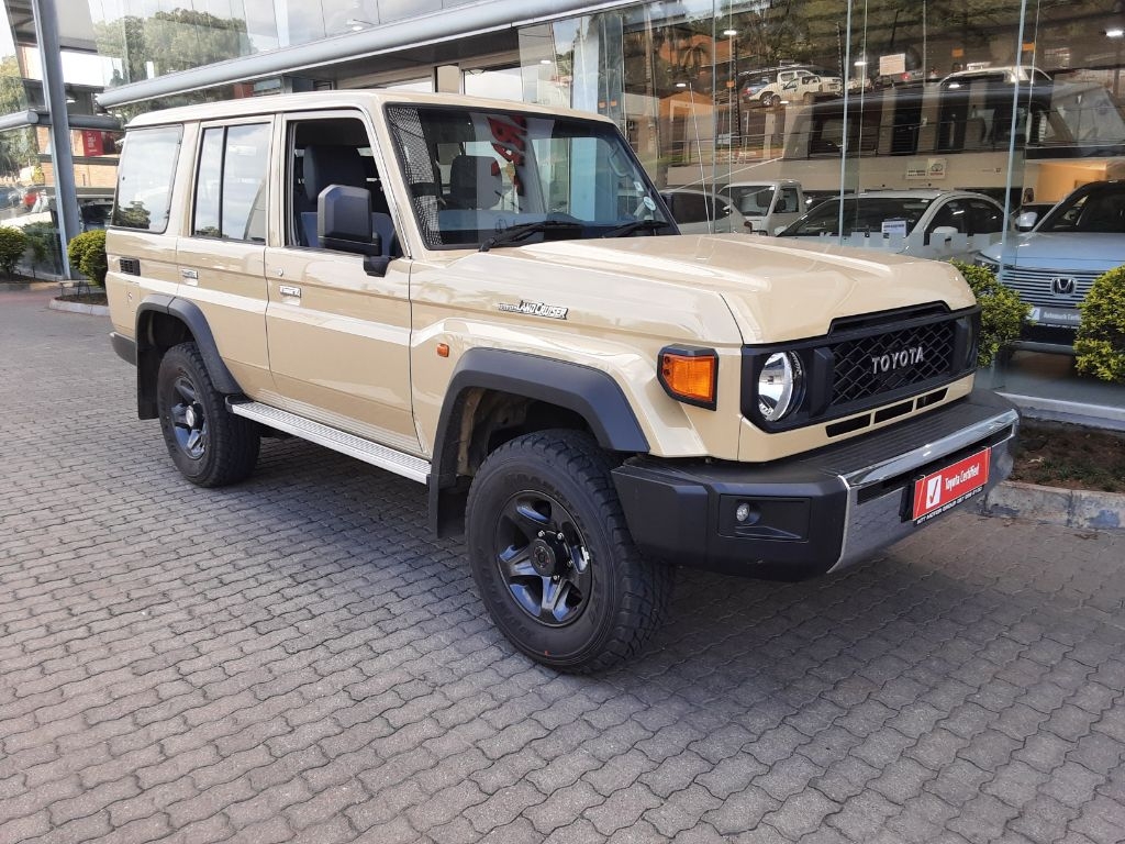 TOYOTA LANDCRUISER 76 2.8 GD-6  for Sale in South Africa