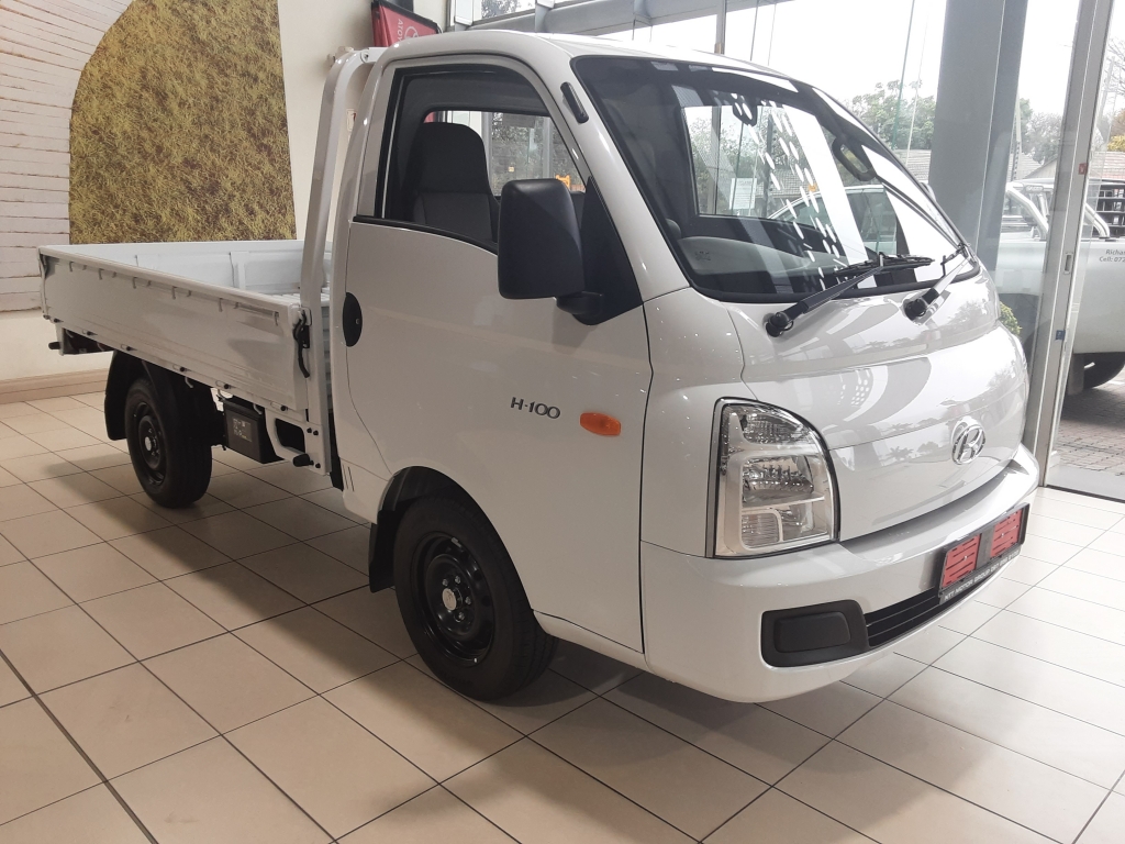 HYUNDAI H100 2.6D F/C D/S for Sale in South Africa