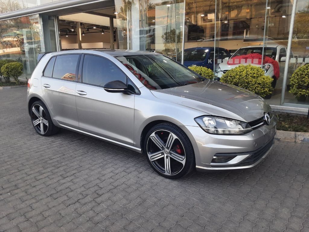 VOLKSWAGEN GOLF VII 1.0 TSI TRENDLINE for Sale in South Africa