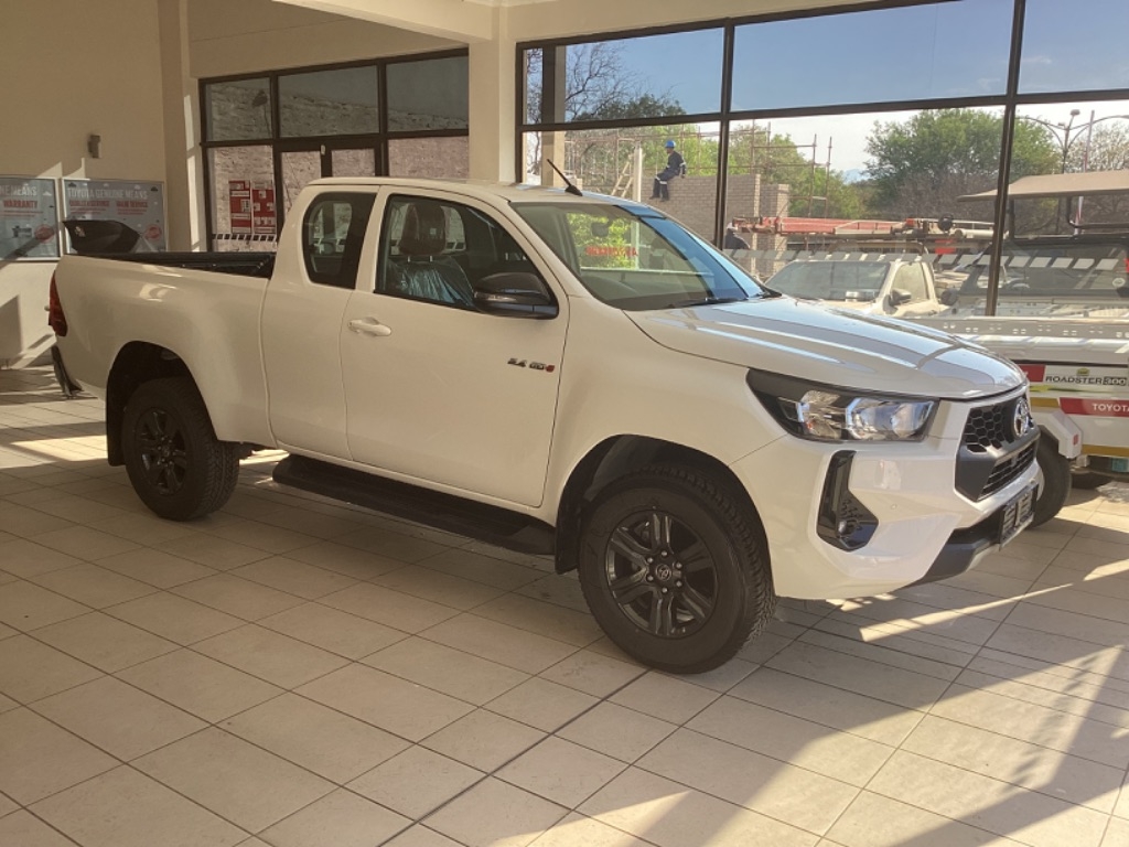 TOYOTA HILUX 2.4 GD-6 RB RAIDER  for Sale in South Africa