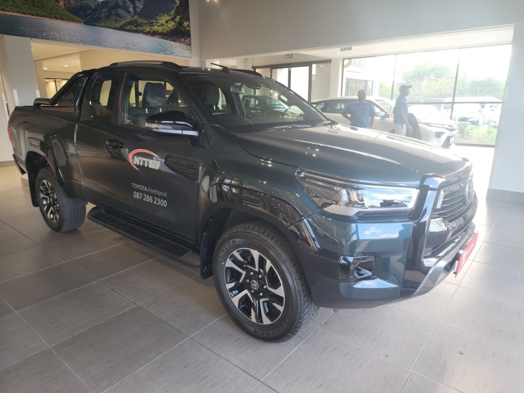 TOYOTA HILUX 2.8 GD-6 RB LEGEND 55 4X4  for Sale in South Africa