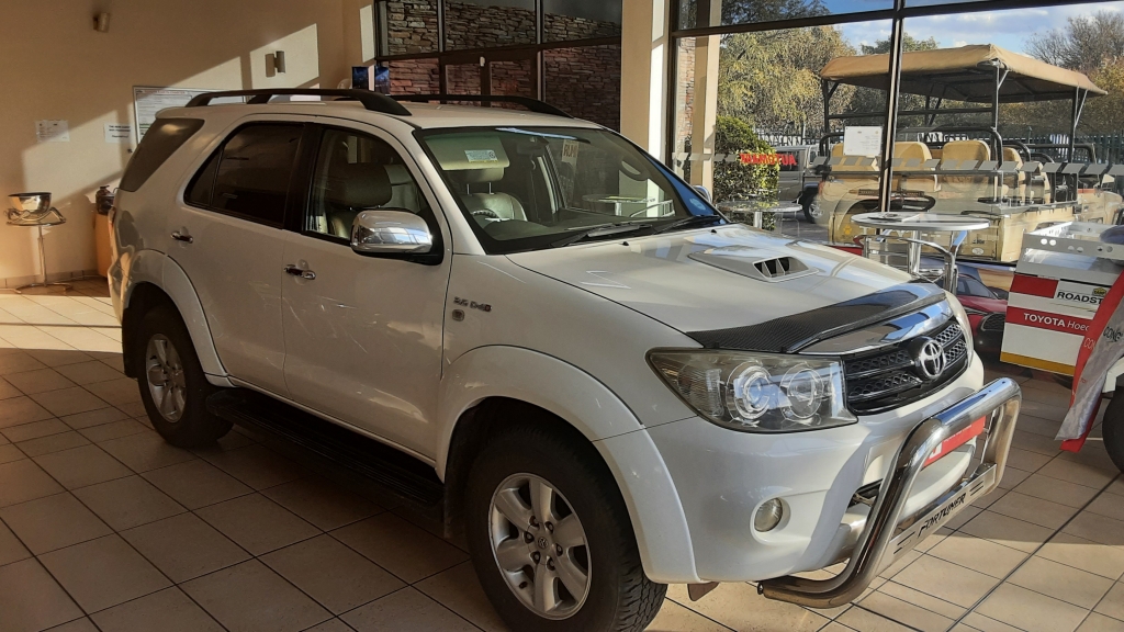 TOYOTA FORTUNER 3.0D-4D  for Sale in South Africa