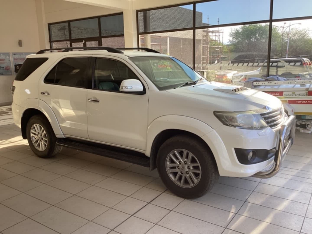 TOYOTA FORTUNER 3.0D-4D 4X4  for Sale in South Africa