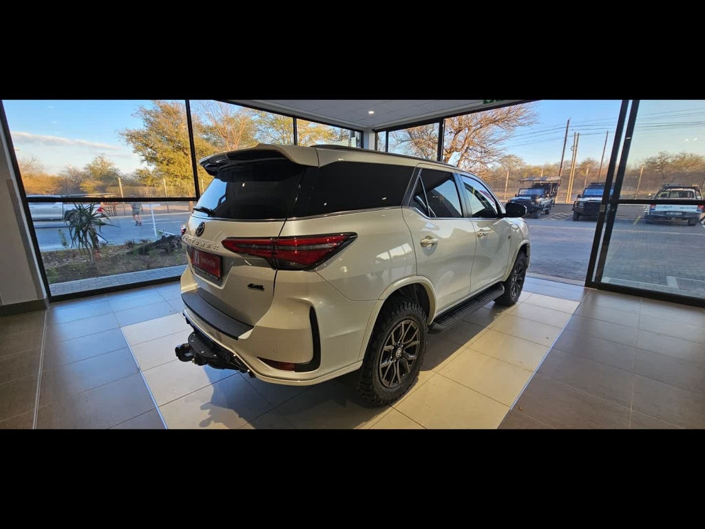 Used car gallery