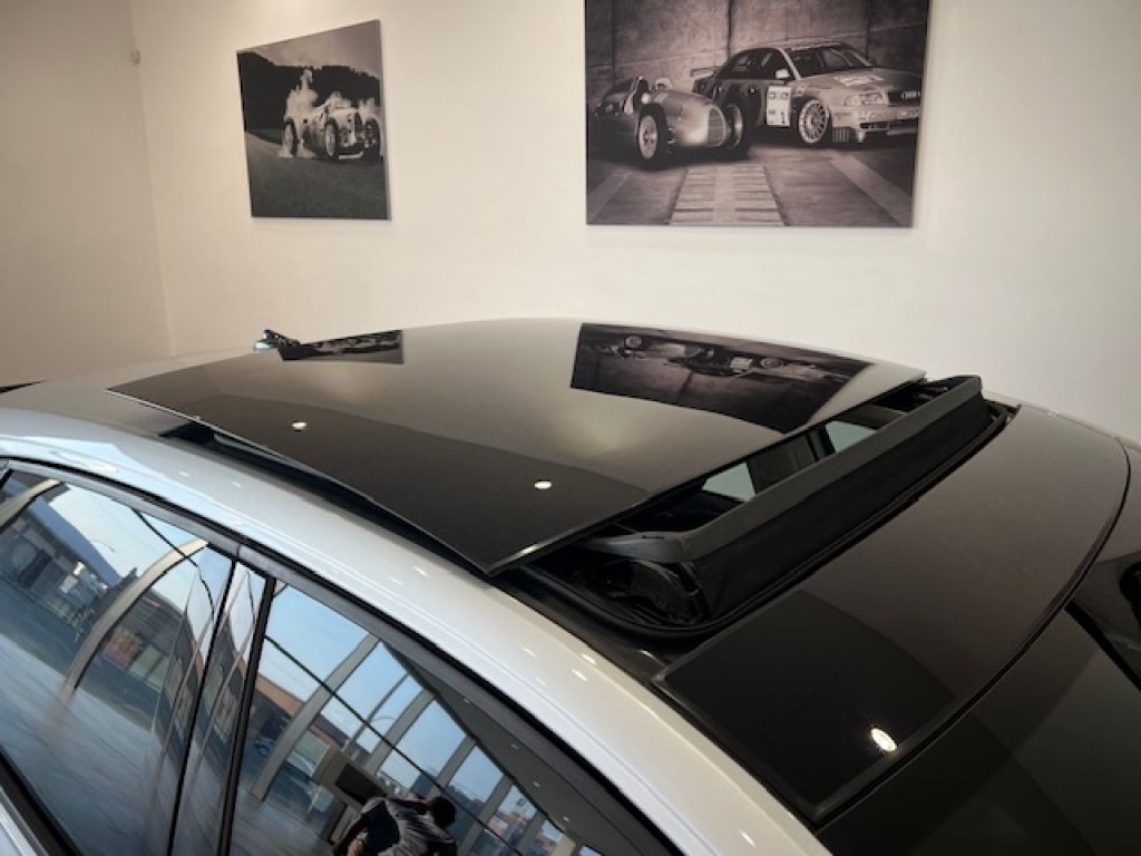 Used car gallery