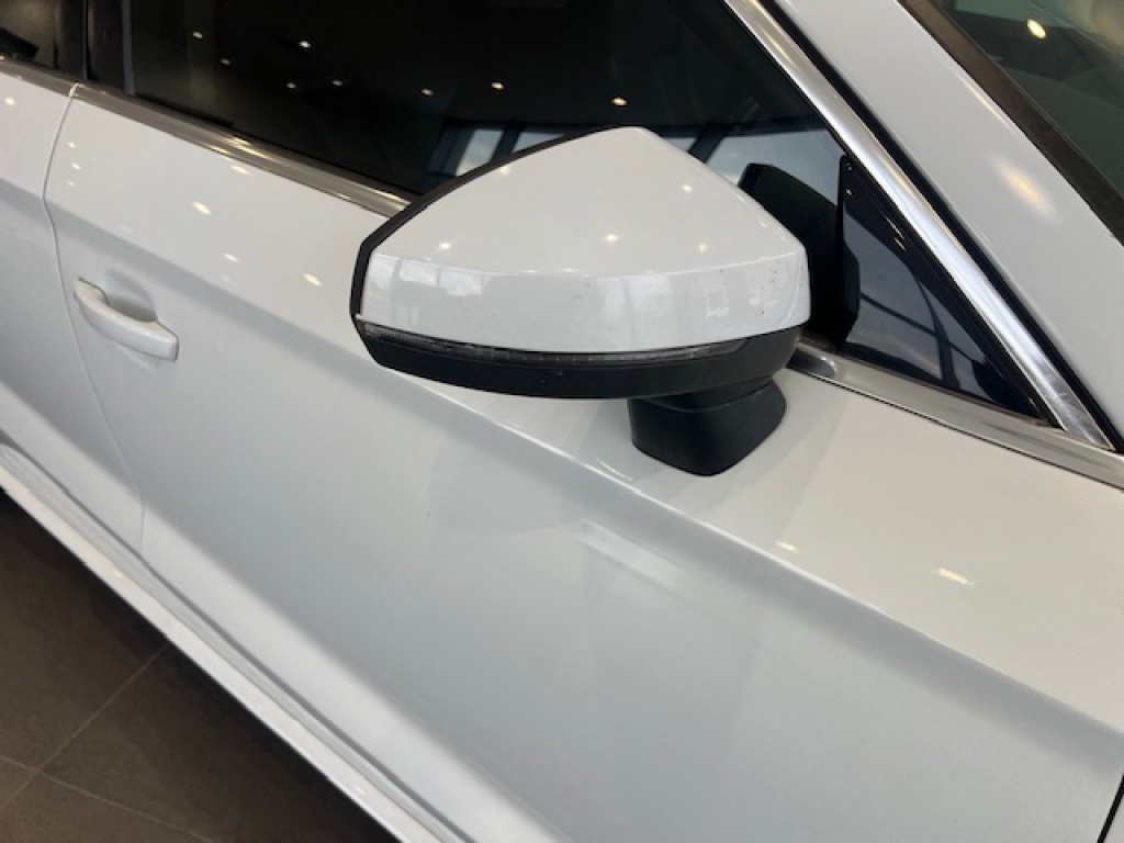 Used car gallery
