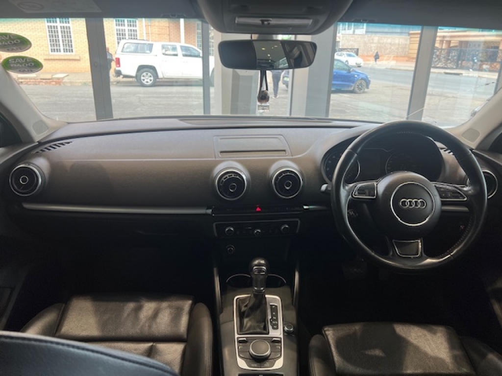 Used car gallery