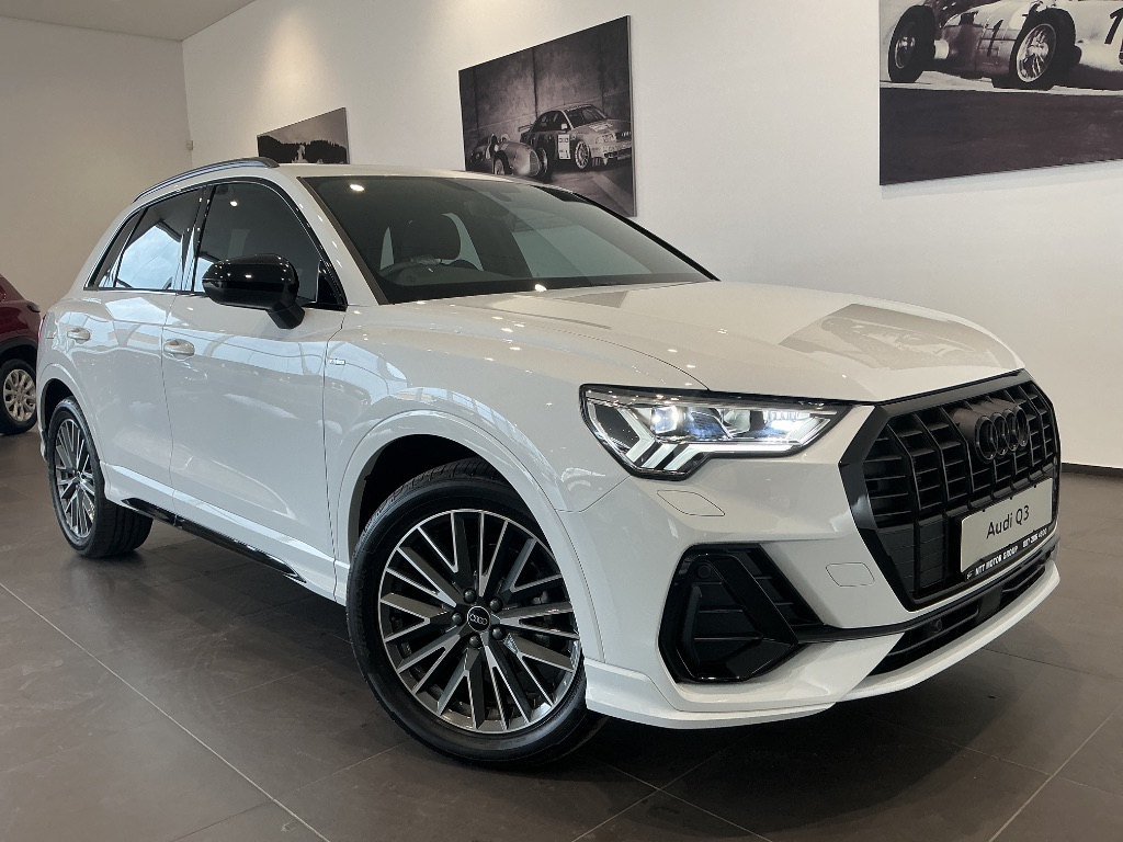 AUDI Q3 35 TFSI STRONIC BLACK EDITION for Sale in South Africa