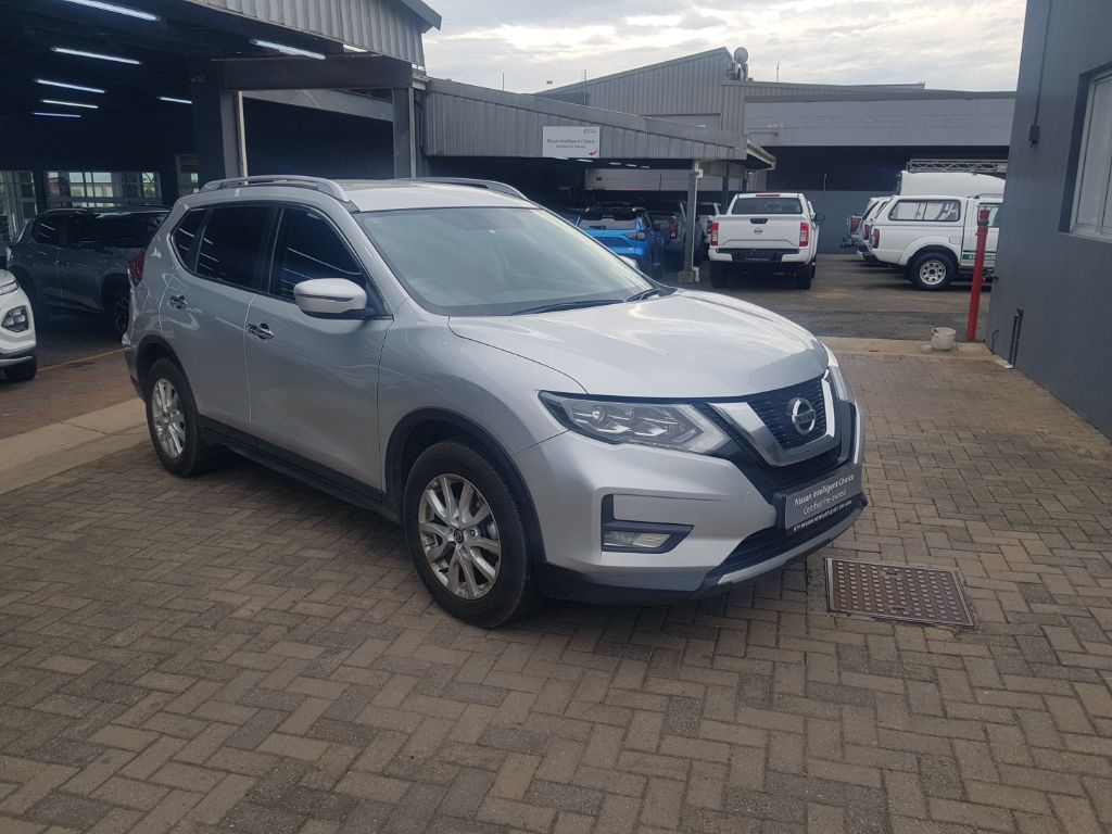 NISSAN X TRAIL 2.5 ACENTA 4X4 CVT for Sale in South Africa