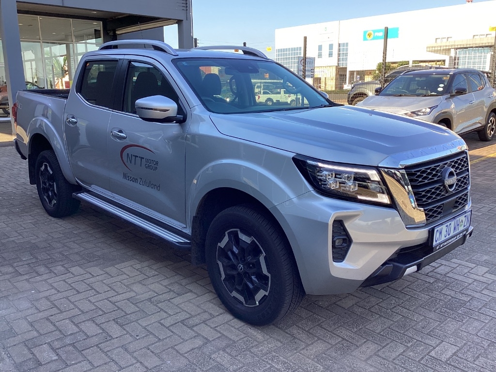 NISSAN NAVARA 2.5DDTI L for Sale in South Africa