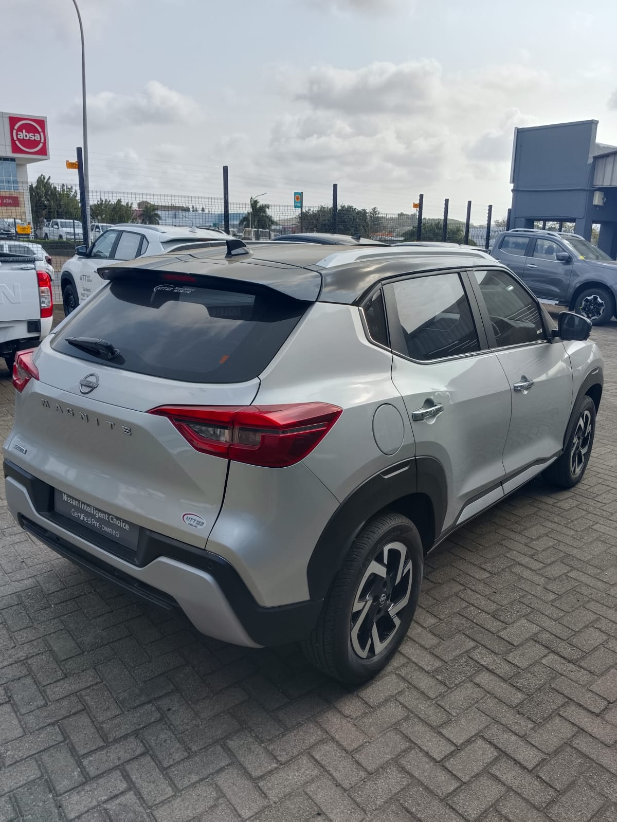 Nissan Magnite 1.0 Acenta CVT 