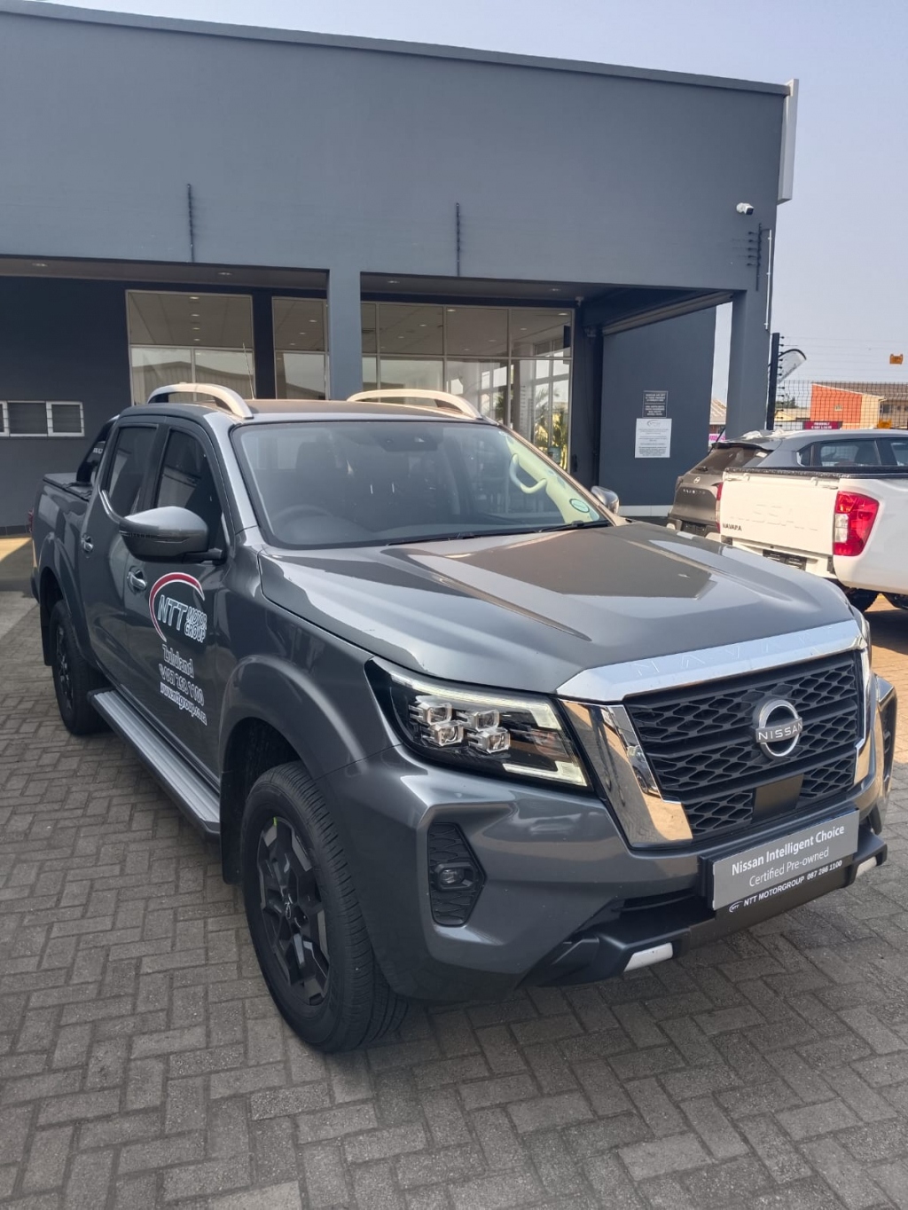 NISSAN NAVARA 2.5DDTI L for Sale in South Africa