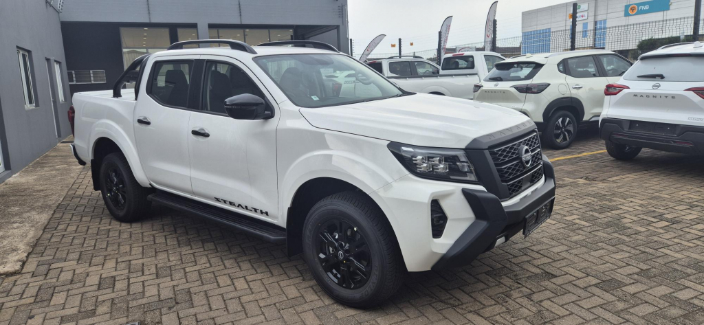 NISSAN NAVARA 2.5DDTI STEALTH  for Sale in South Africa