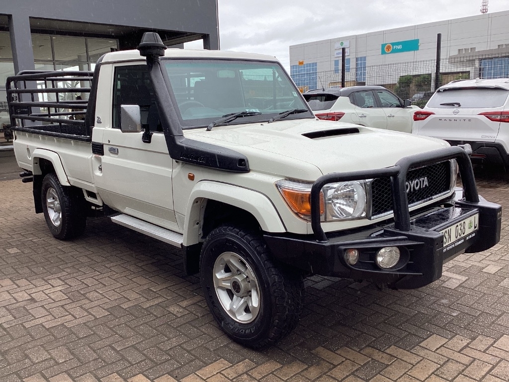 TOYOTA LAND CRUISER 79 4.5D 70TH ED  for Sale in South Africa