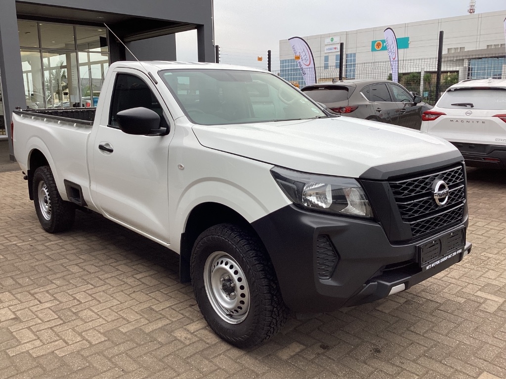 NISSAN NAVARA 2.5DDTI SE  for Sale in South Africa