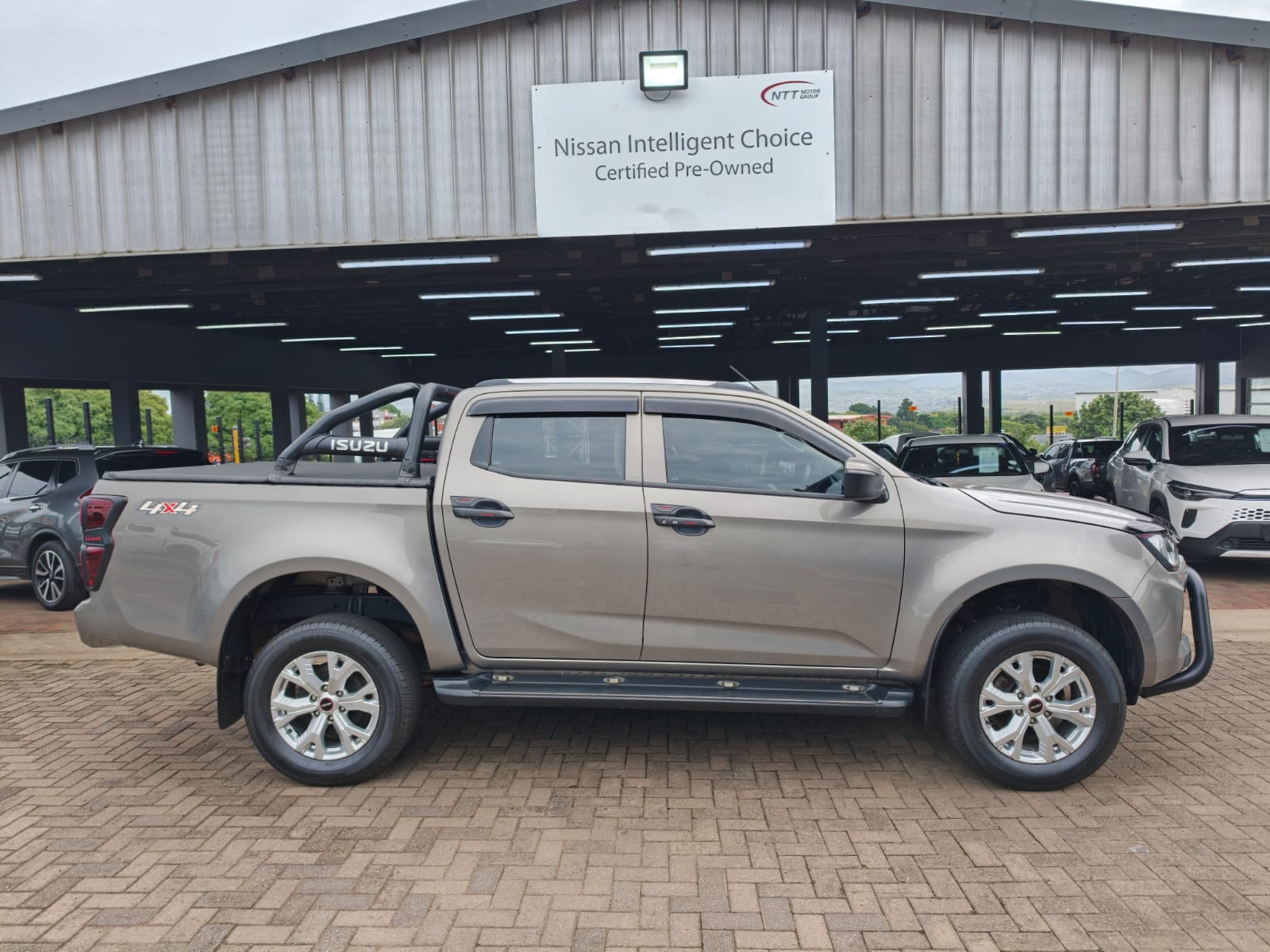 Used car gallery