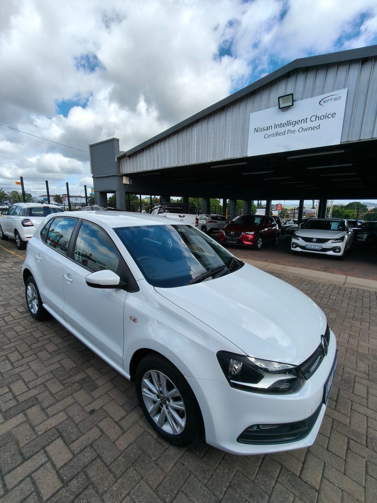 VOLKSWAGEN POLO VIVO 1.6 COMFORTLINE TIP for Sale in South Africa