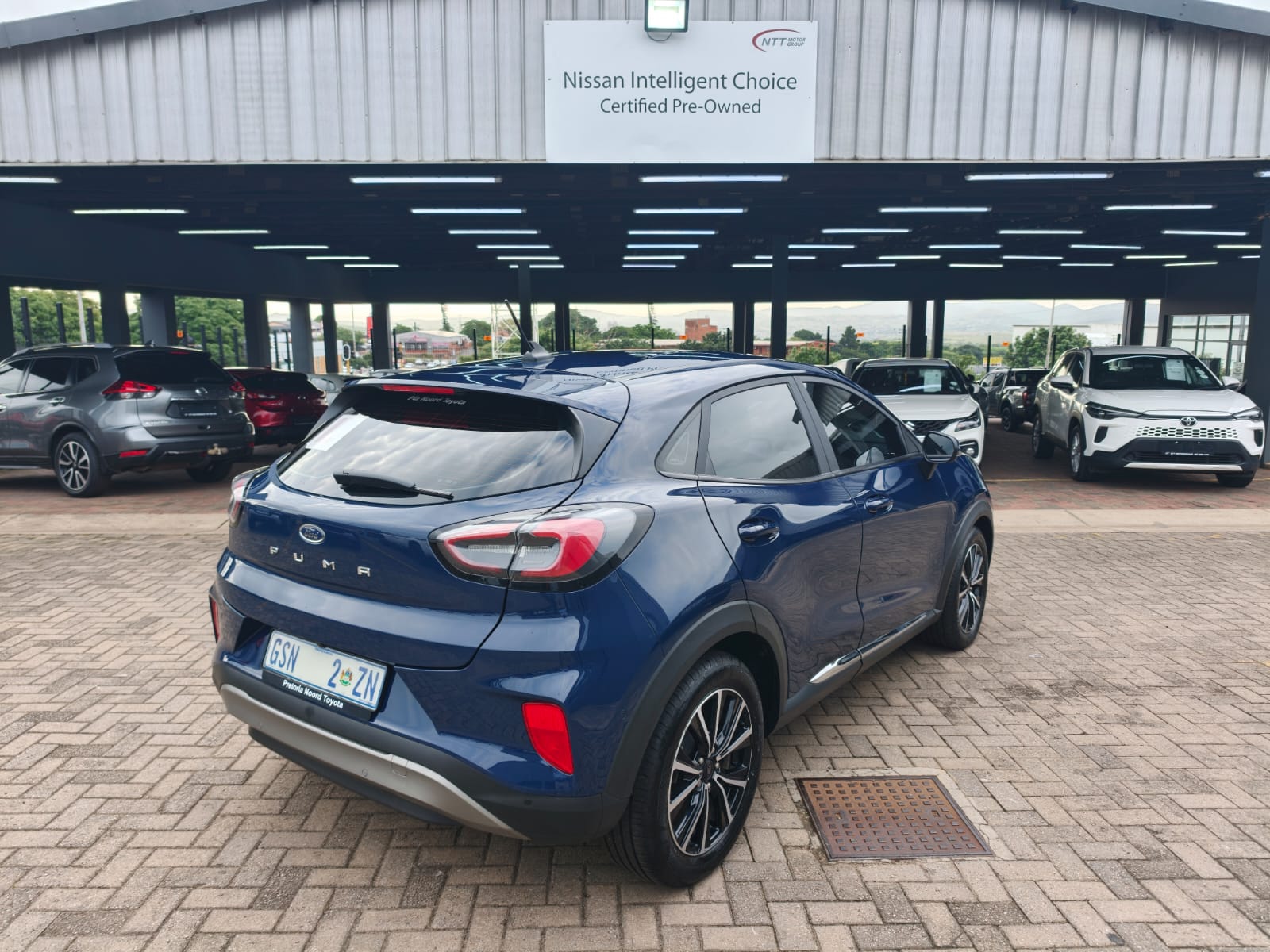 Used car gallery