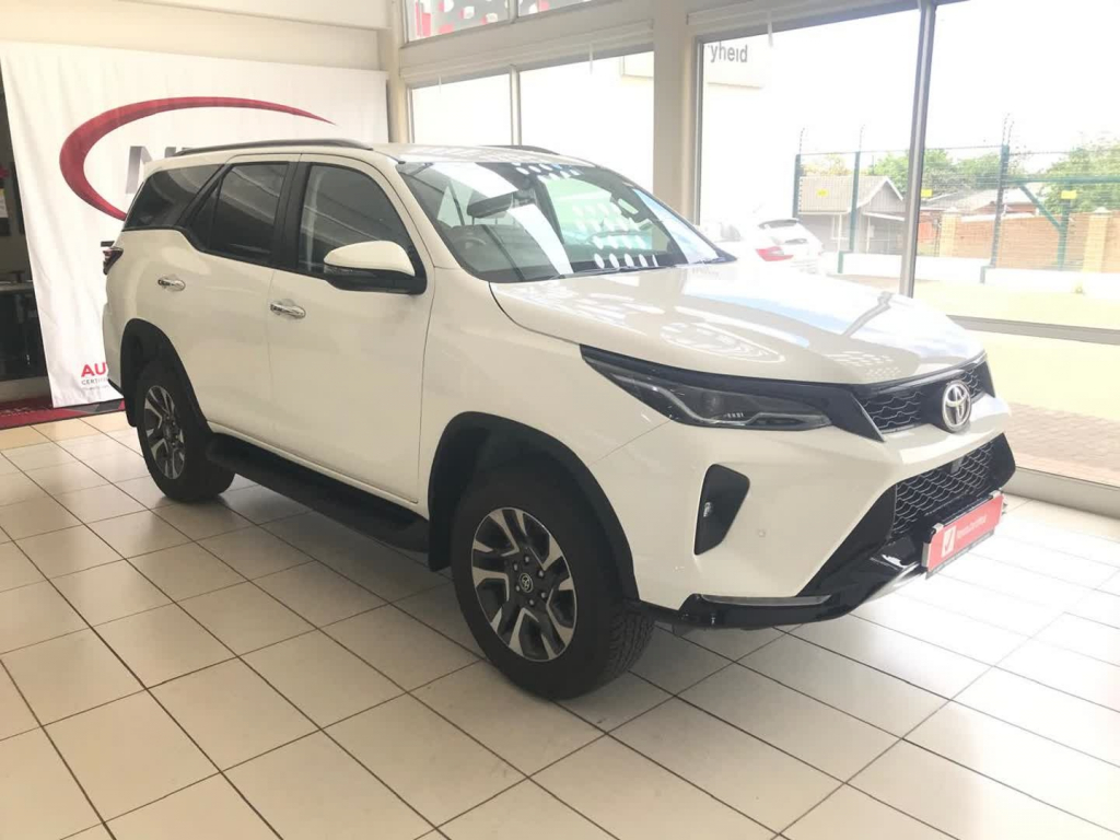 TOYOTA FORTUNER 2.4GD-6  for Sale in South Africa