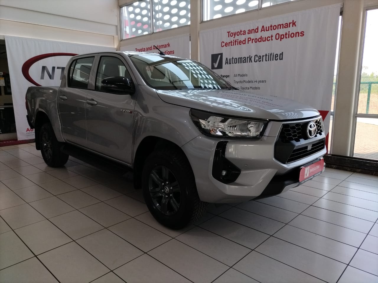 TOYOTA HILUX 2.4 GD-6 RB RAIDER A/T P/U D/C for Sale in South Africa