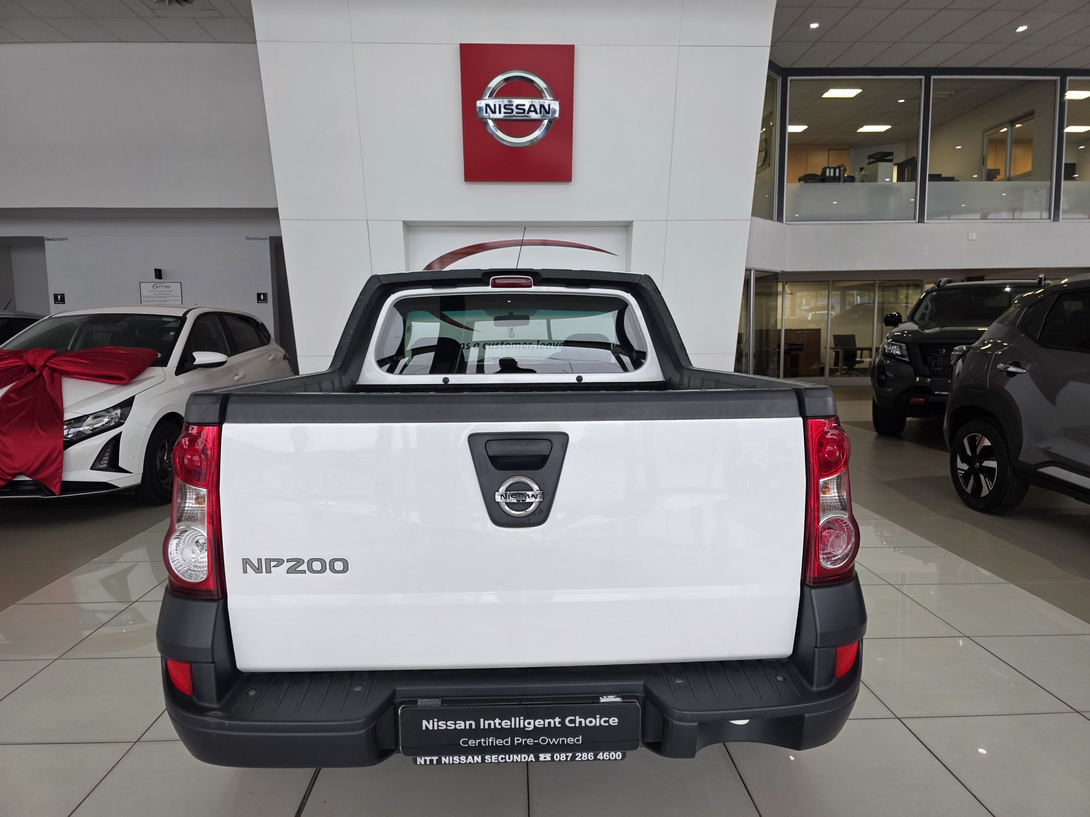 Used car gallery
