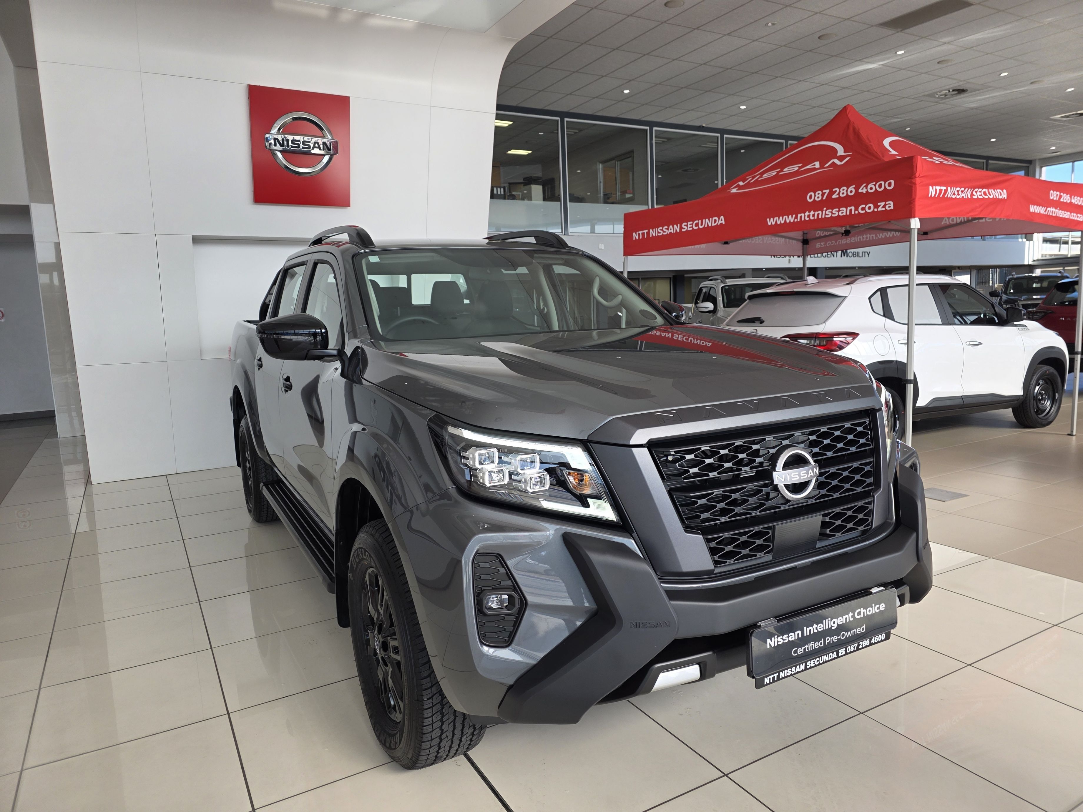 NISSAN NAVARA 2.5DDTI STEALTH  for Sale in South Africa