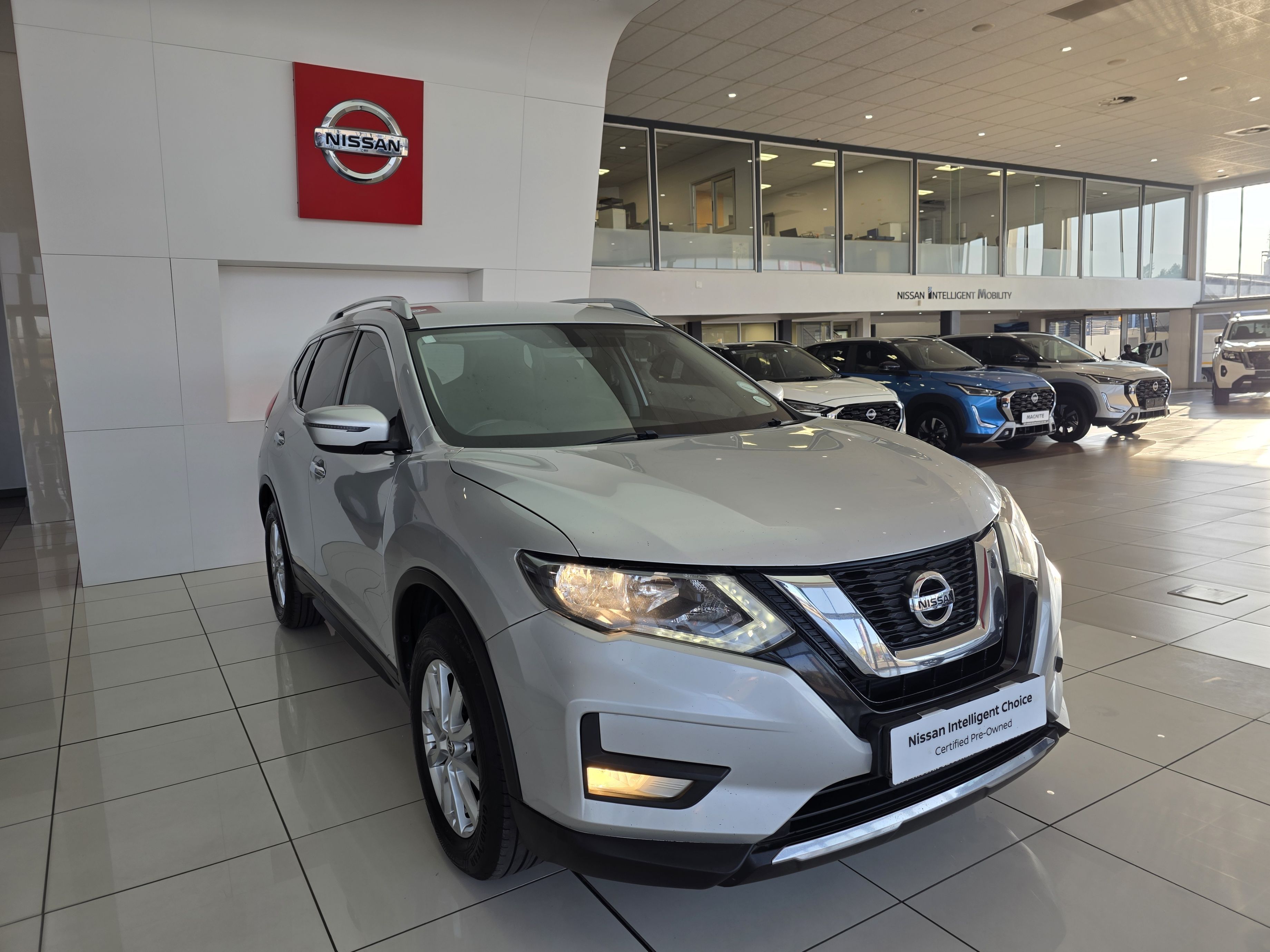 NISSAN X TRAIL 2.5 ACENTA 4X4 CVT for Sale in South Africa