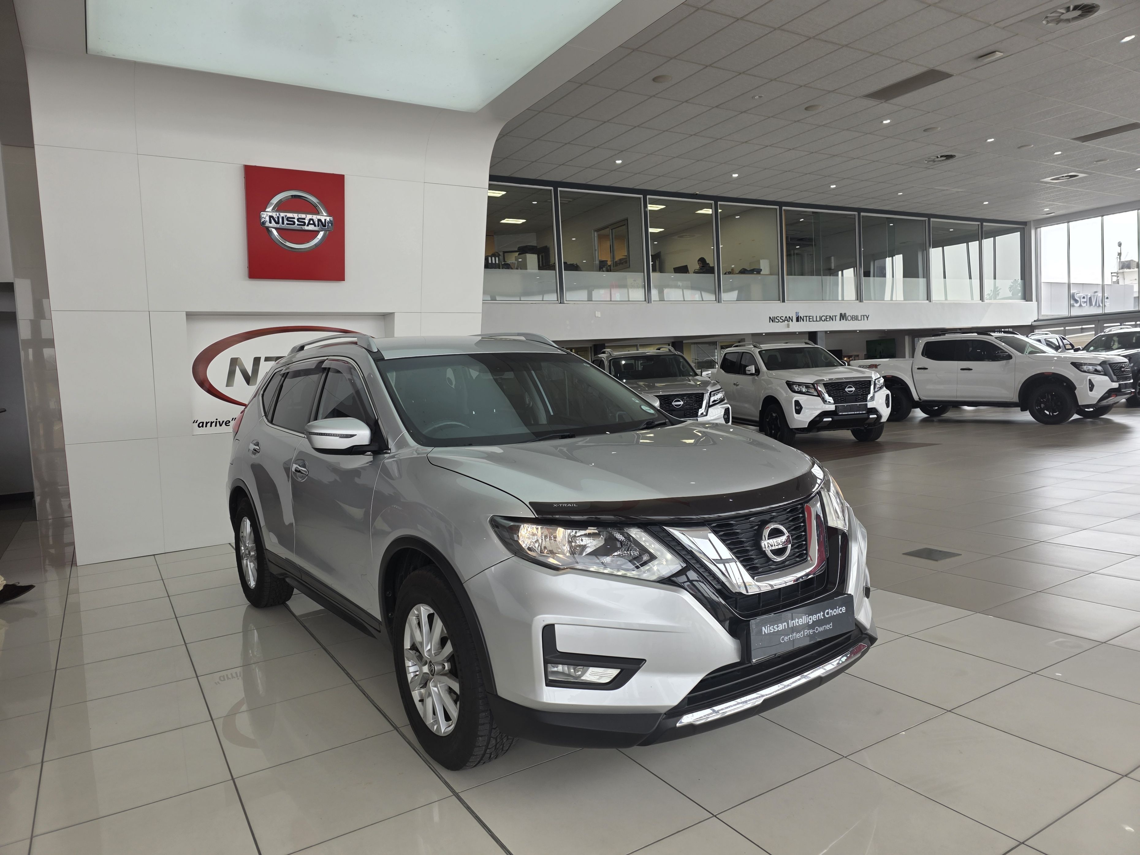NISSAN X TRAIL 2.5 ACENTA 4X4 CVT for Sale in South Africa