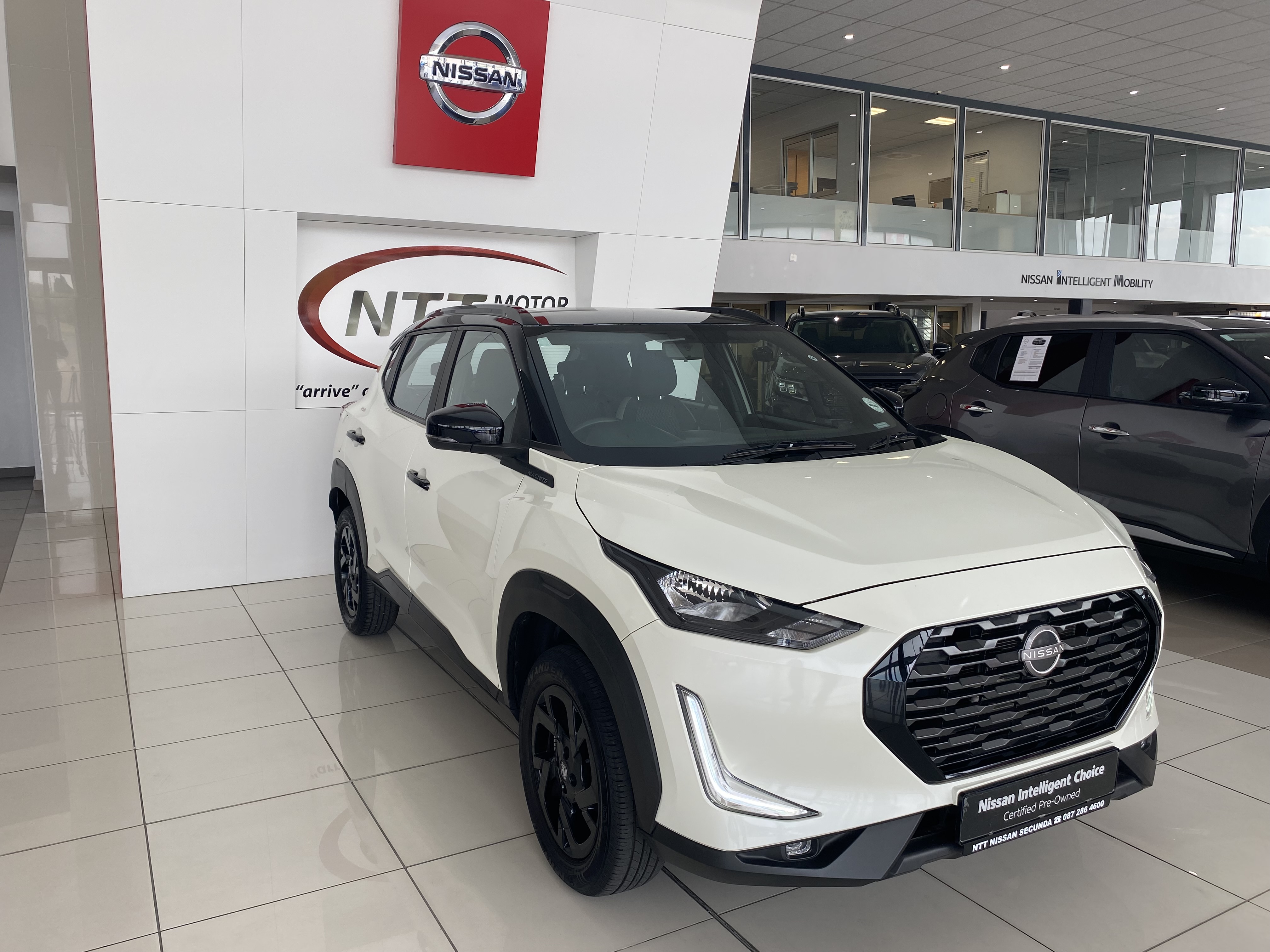 NISSAN MAGNITE KURO 1.0T CVT for Sale in South Africa