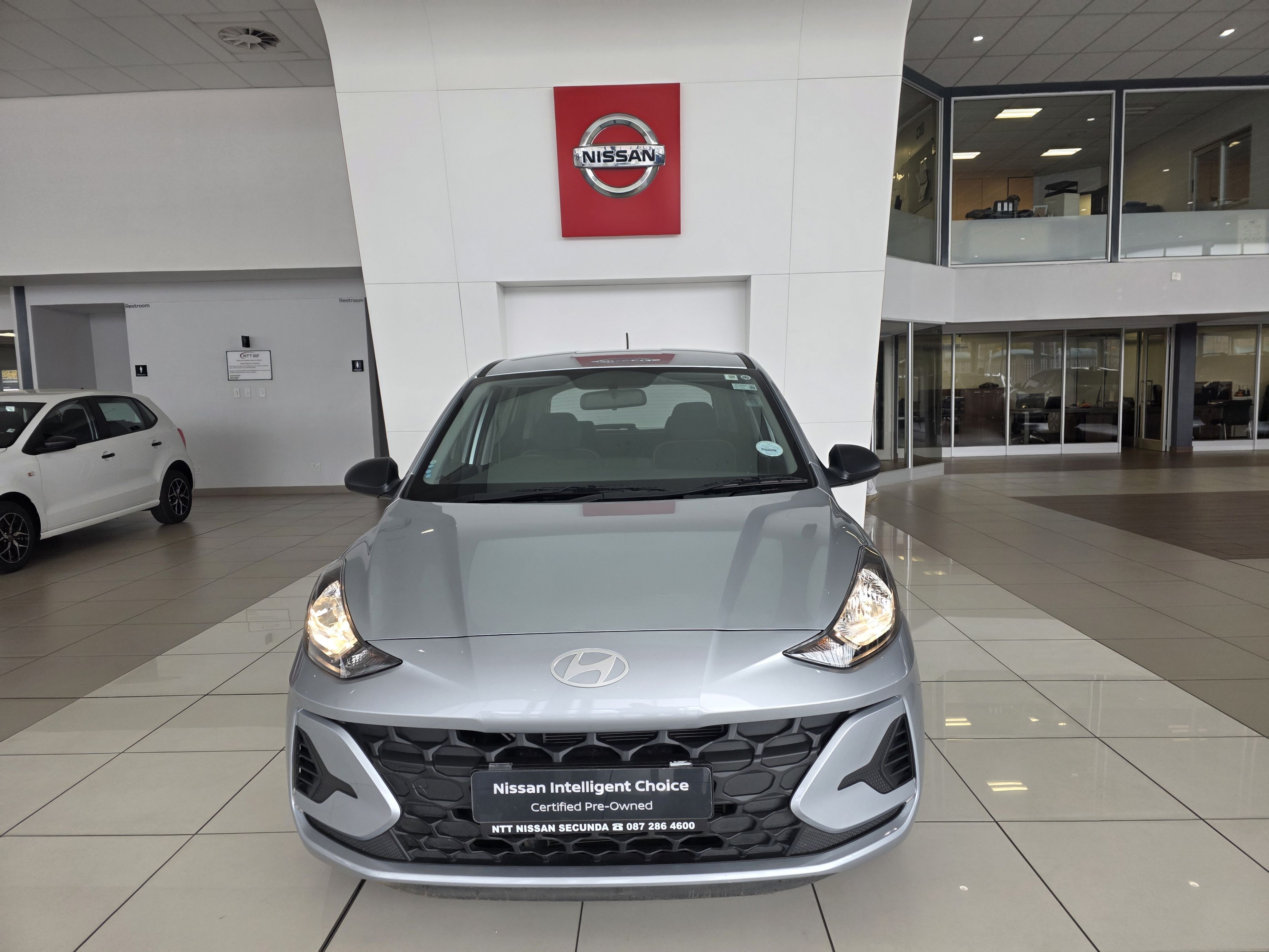 Used car gallery