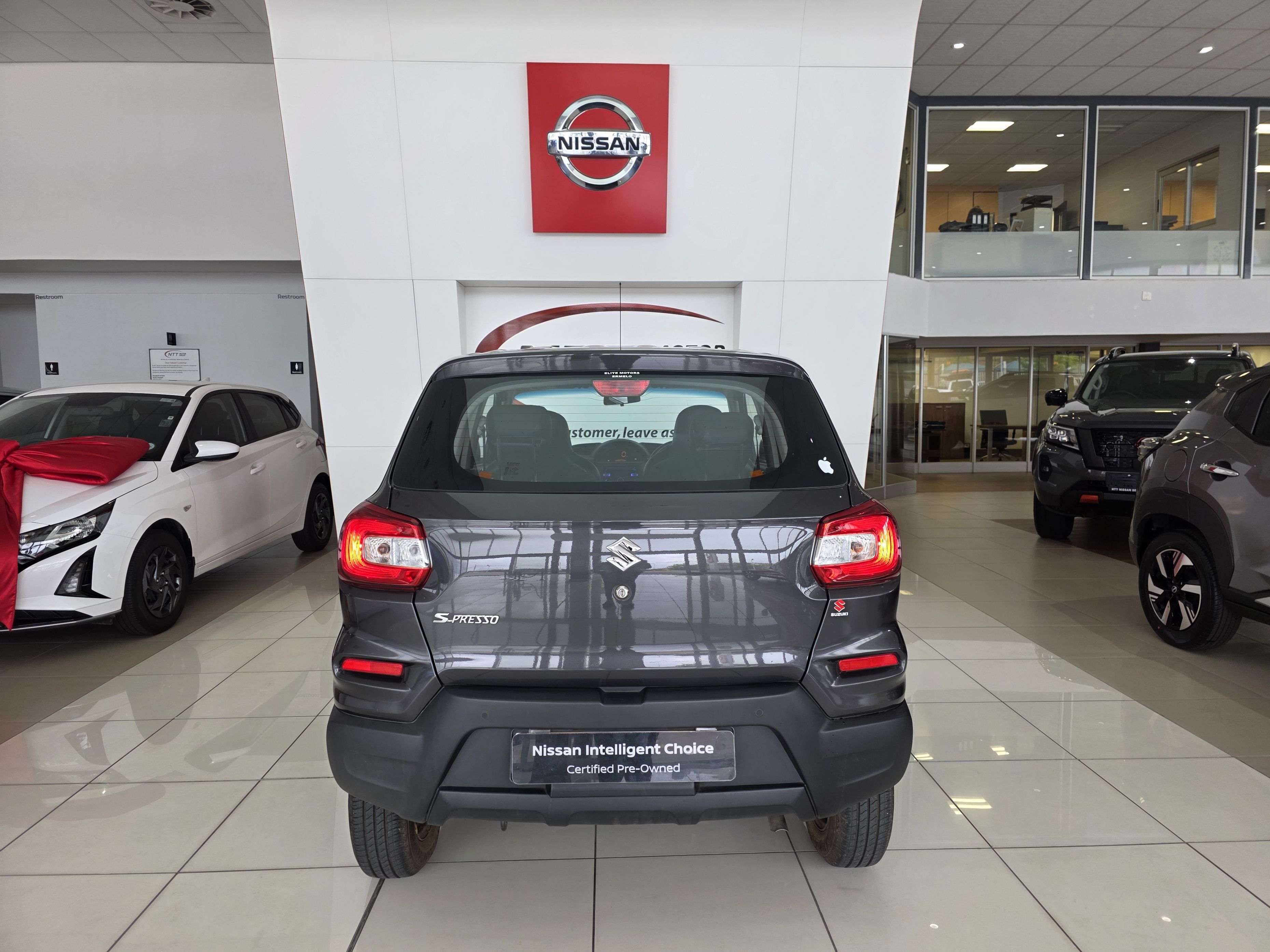 Used car gallery