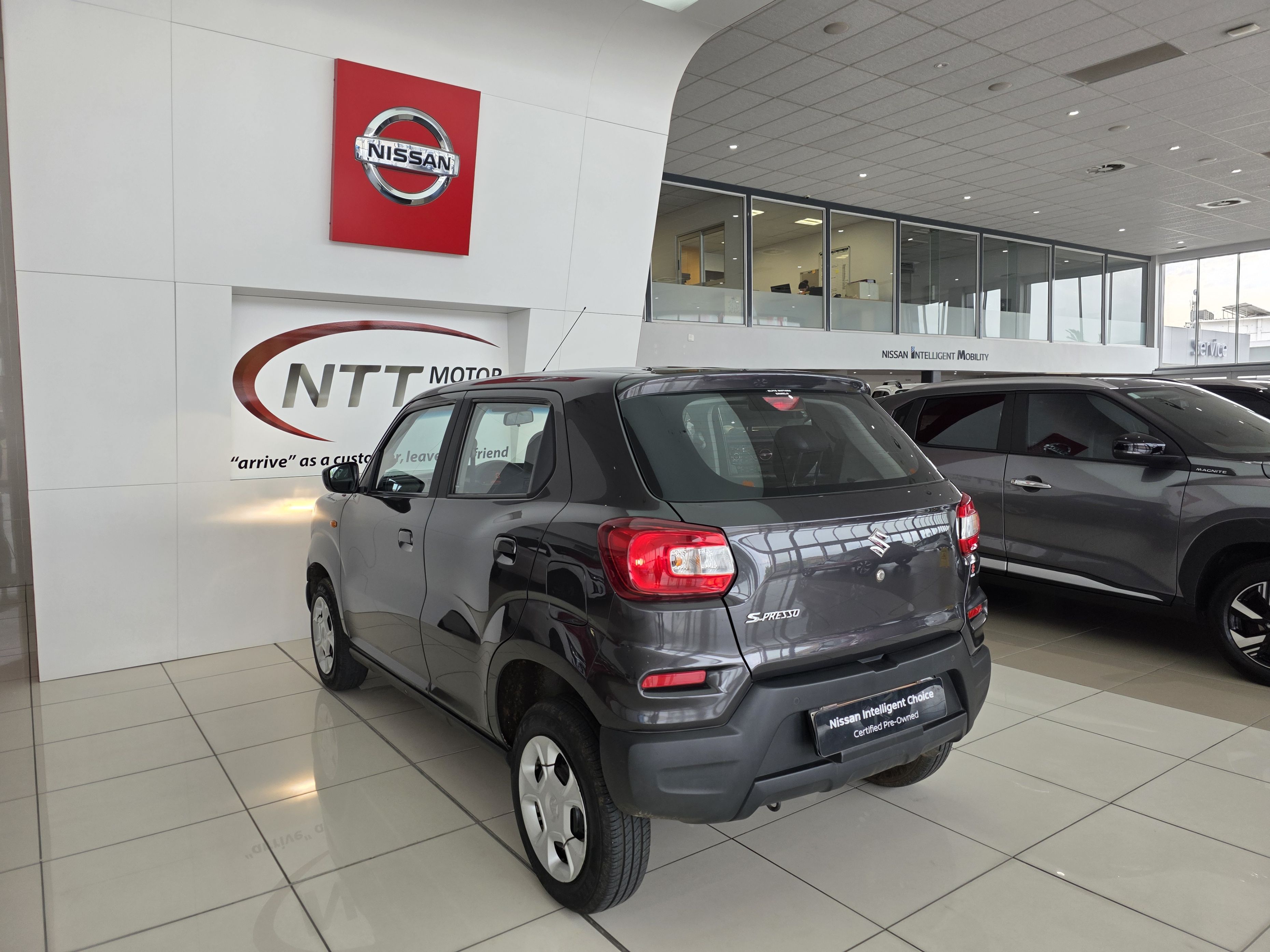 Used car gallery