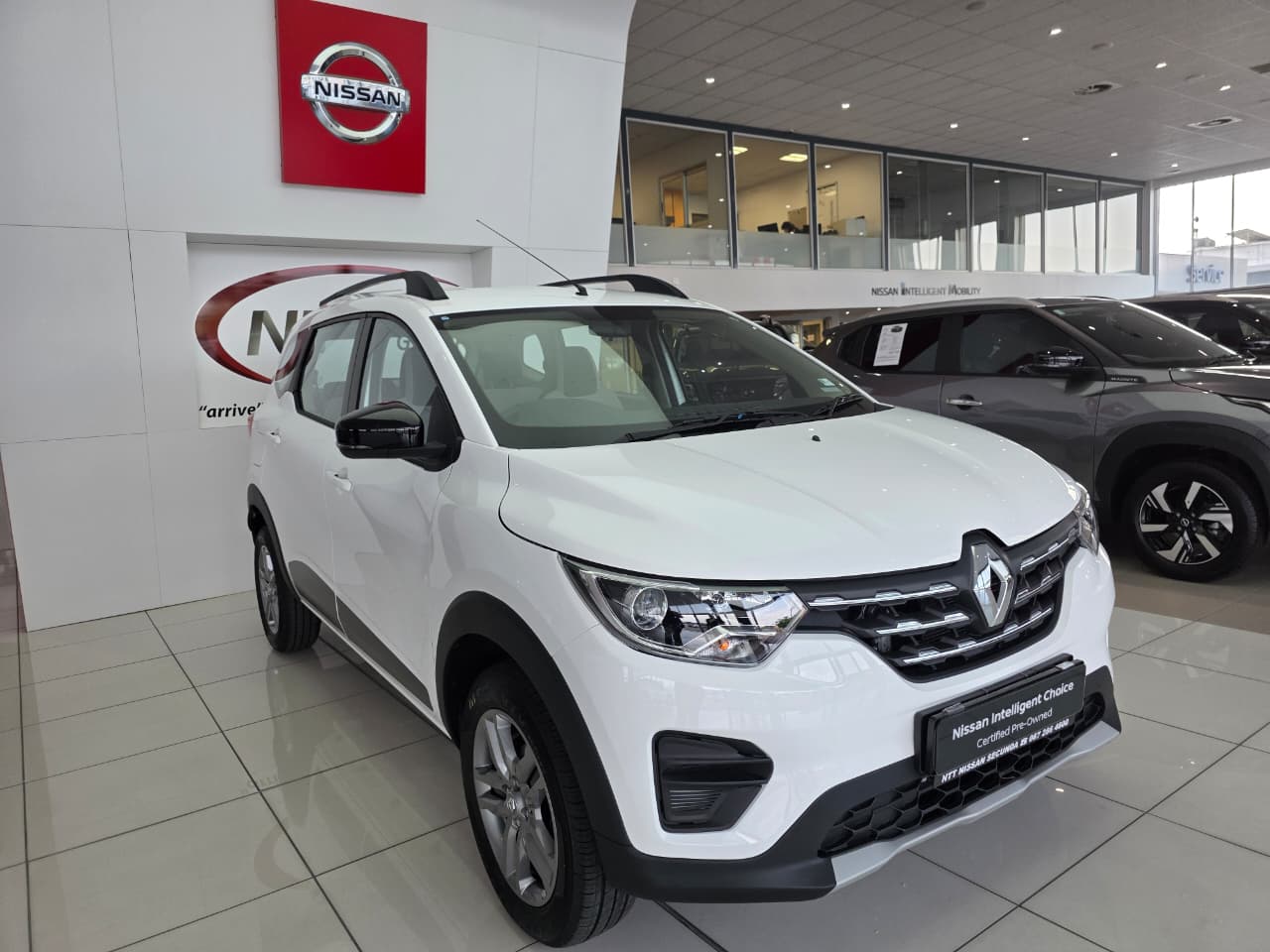 RENAULT TRIBER 1.0 DYNAMIQUE for Sale in South Africa