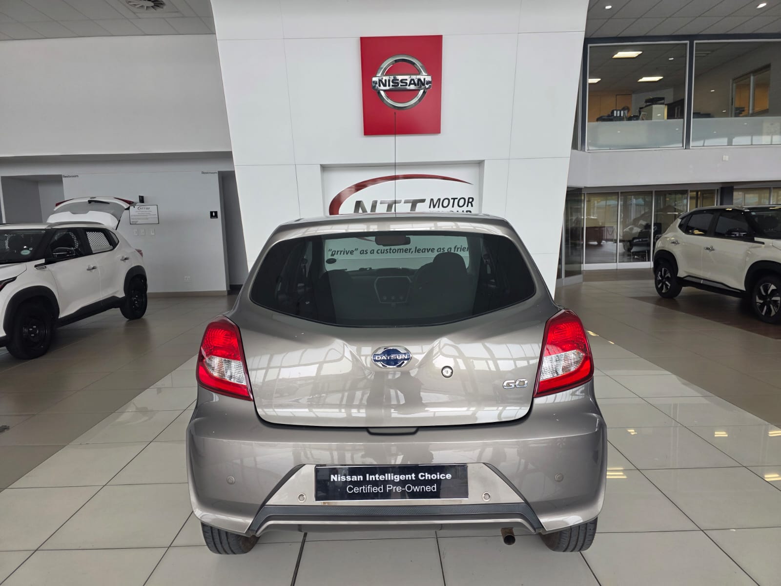 Used car gallery