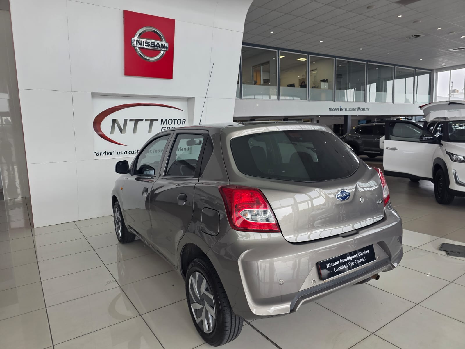 Used car gallery