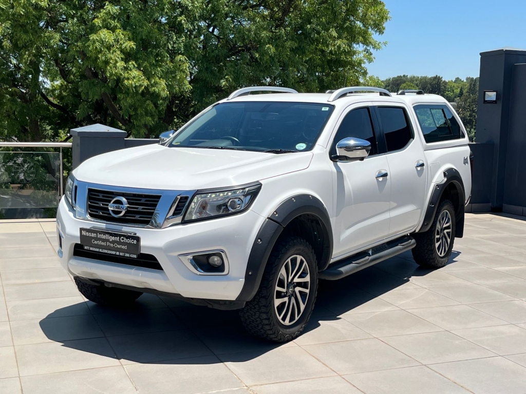 NISSAN NAVARA 2.3D LE 4X4  for Sale in South Africa