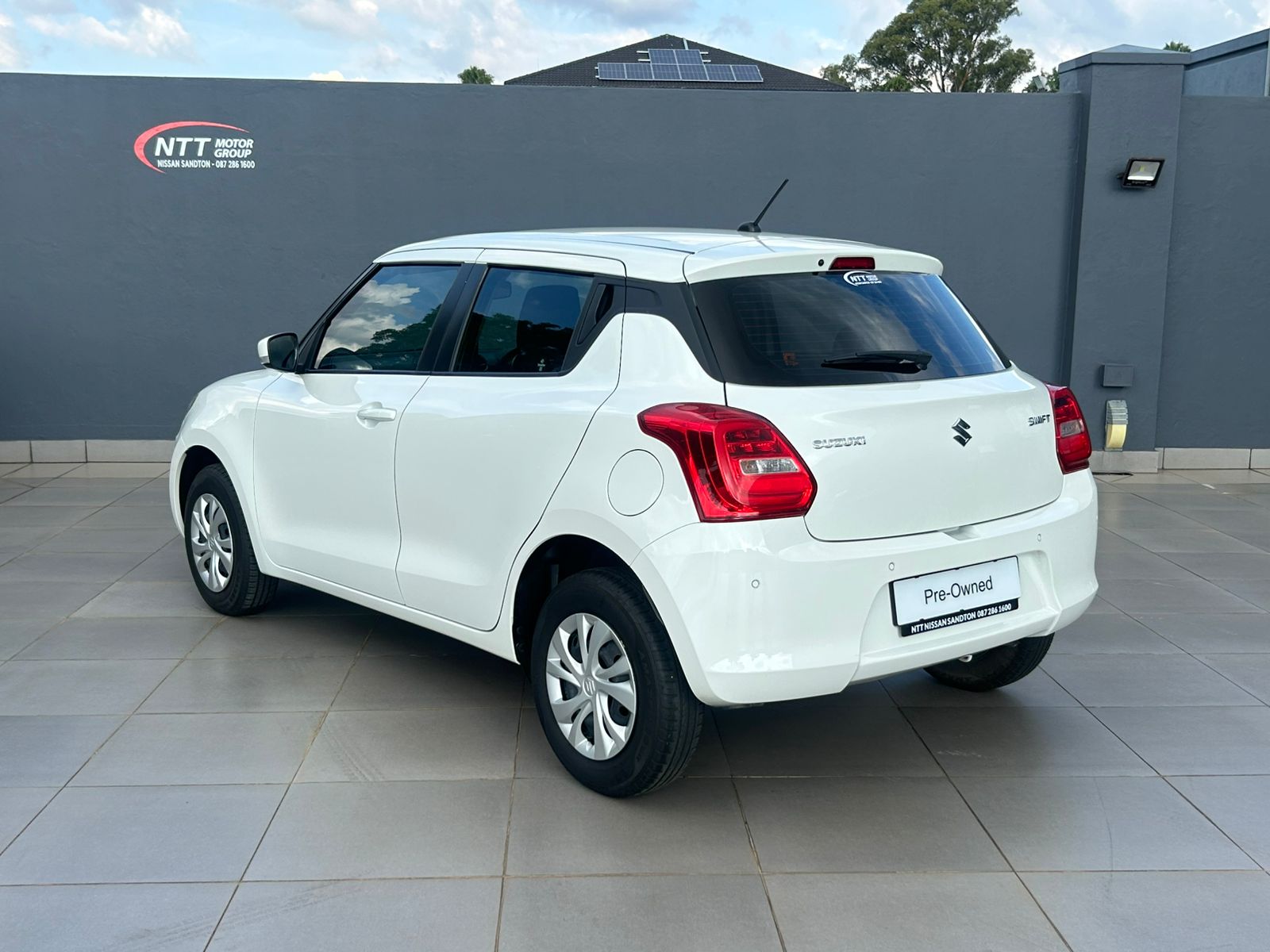 Used car gallery