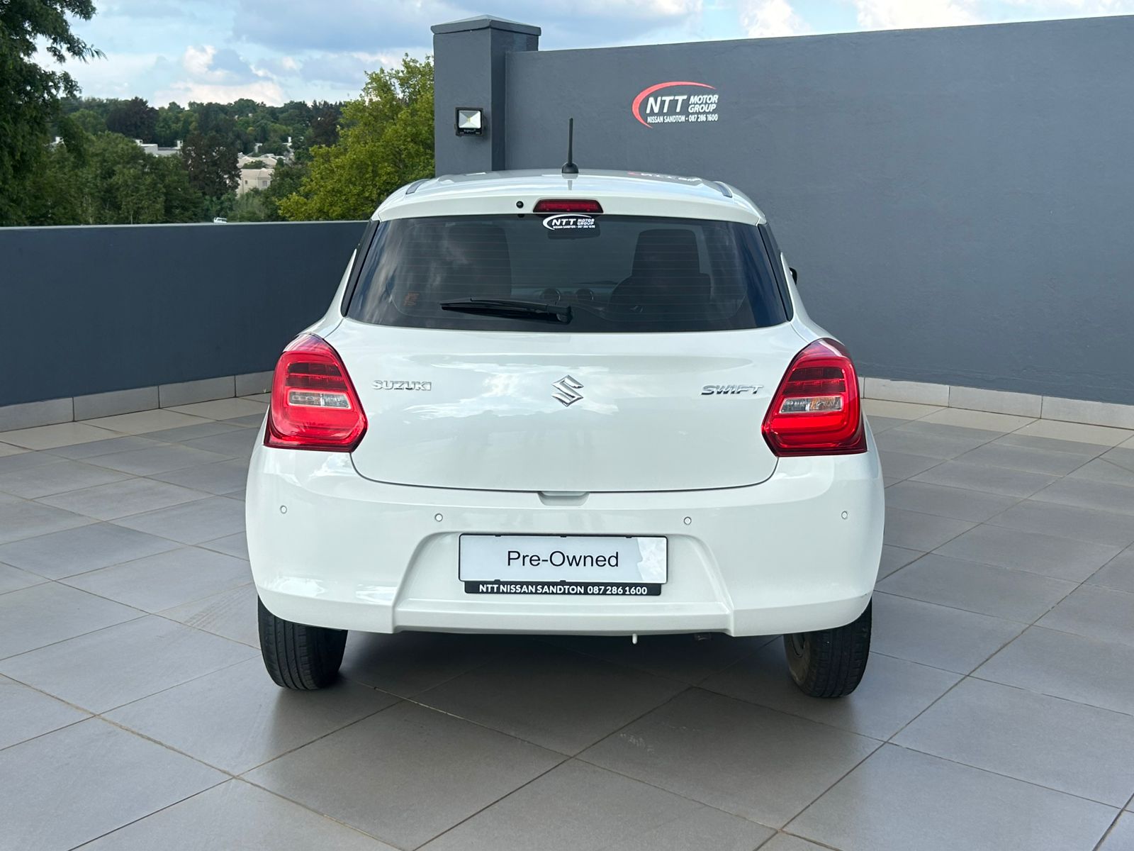 Used car gallery