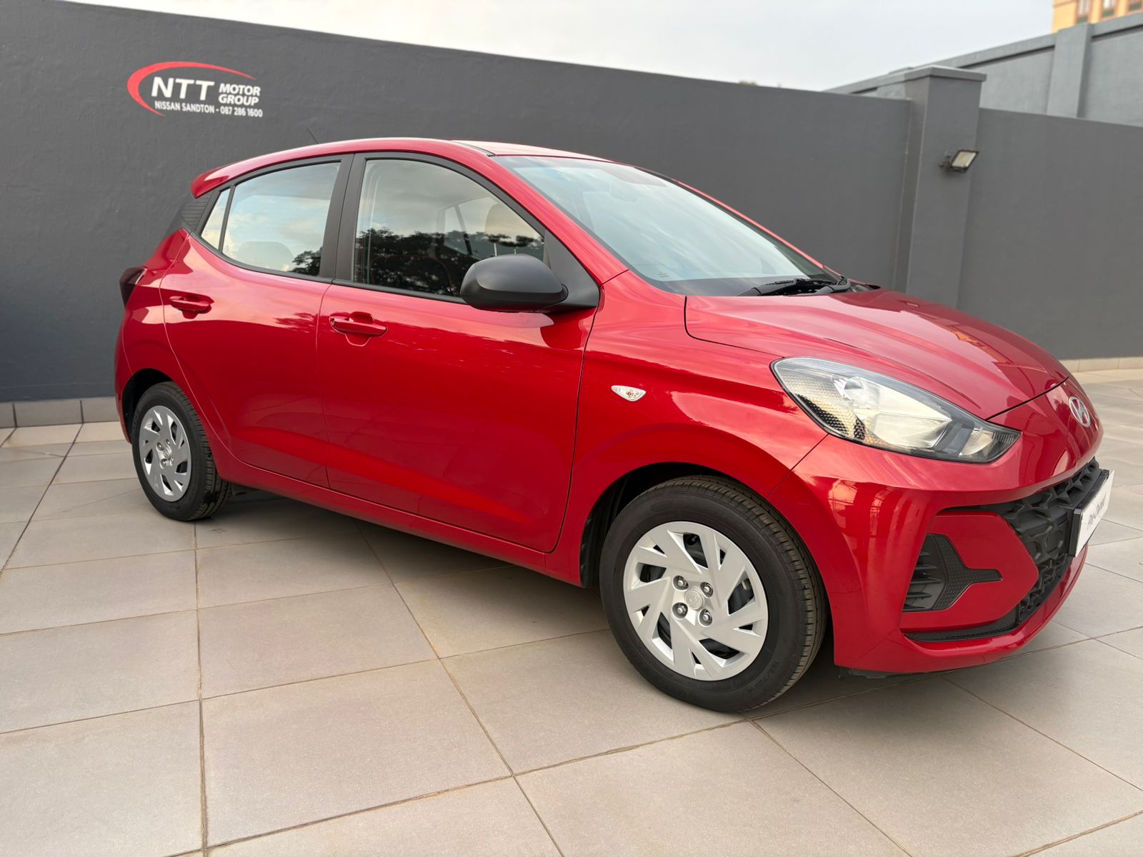 HYUNDAI GRAND i10 1.0 MOTIO for Sale in South Africa