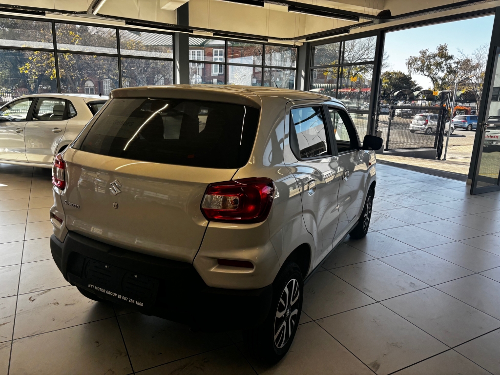 Used car gallery