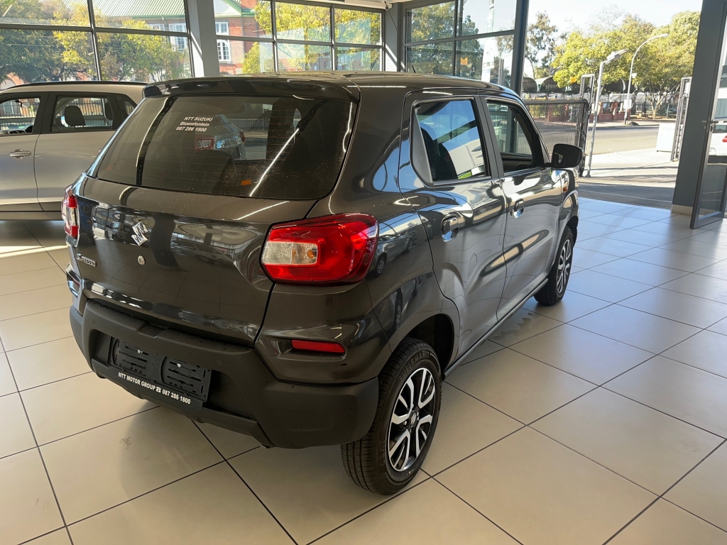 Used car gallery