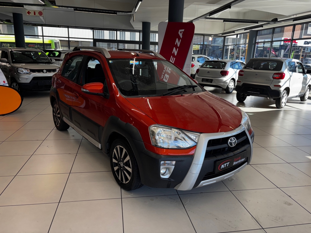 TOYOTA ETIOS CROSS 1.5 Xs 5Dr for Sale in South Africa