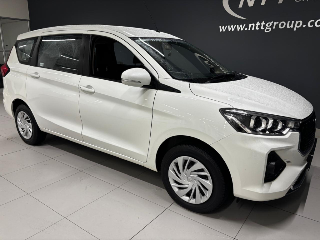 TOYOTA RUMION 1.5 SX for Sale in South Africa