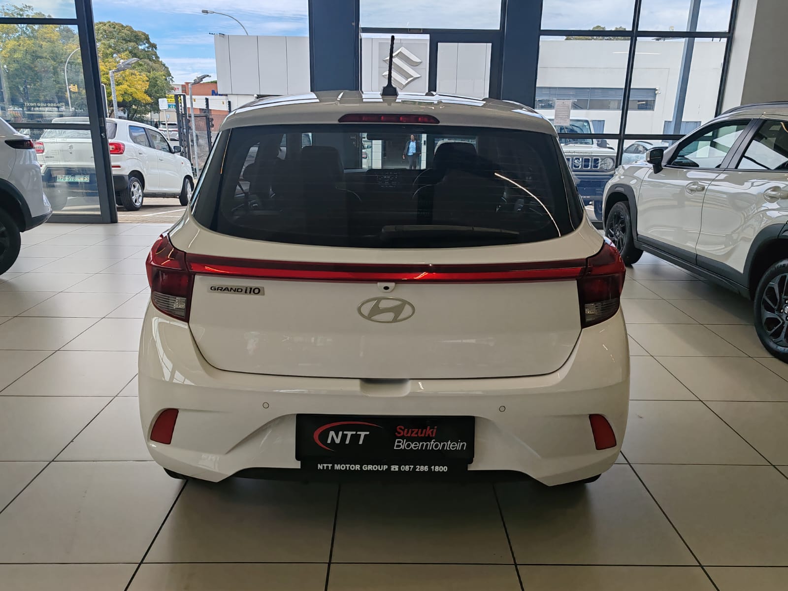 Used car gallery