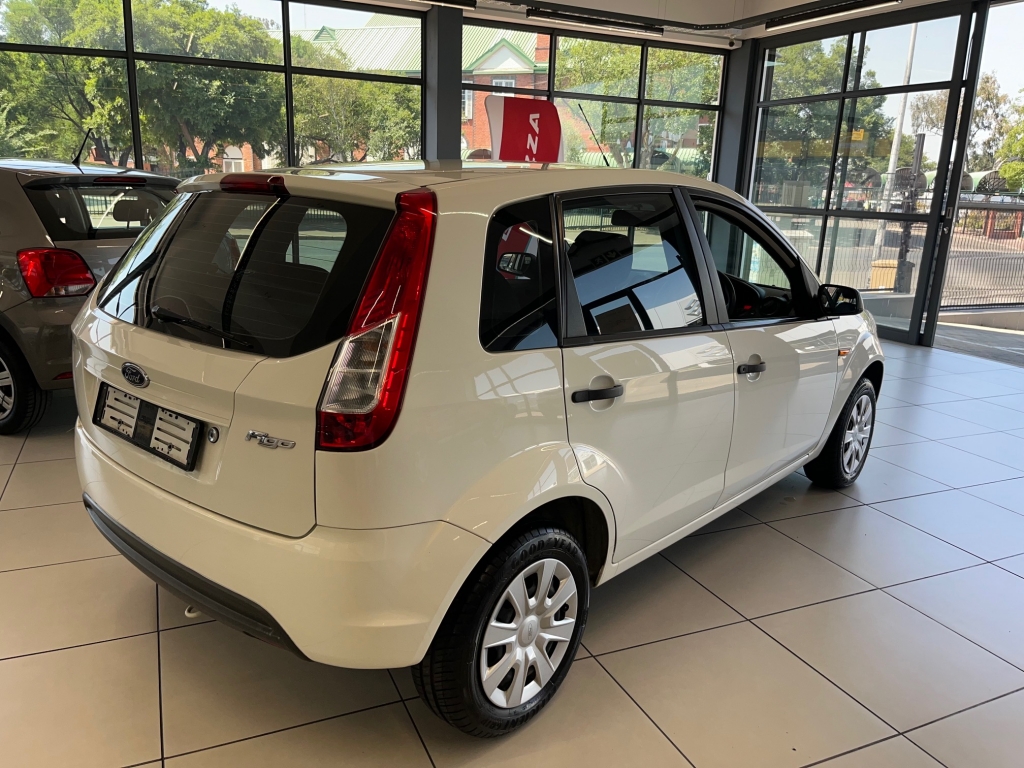 FORD FIGO 2015 used Car for Sale • NTT Suzuki Bloemfontein