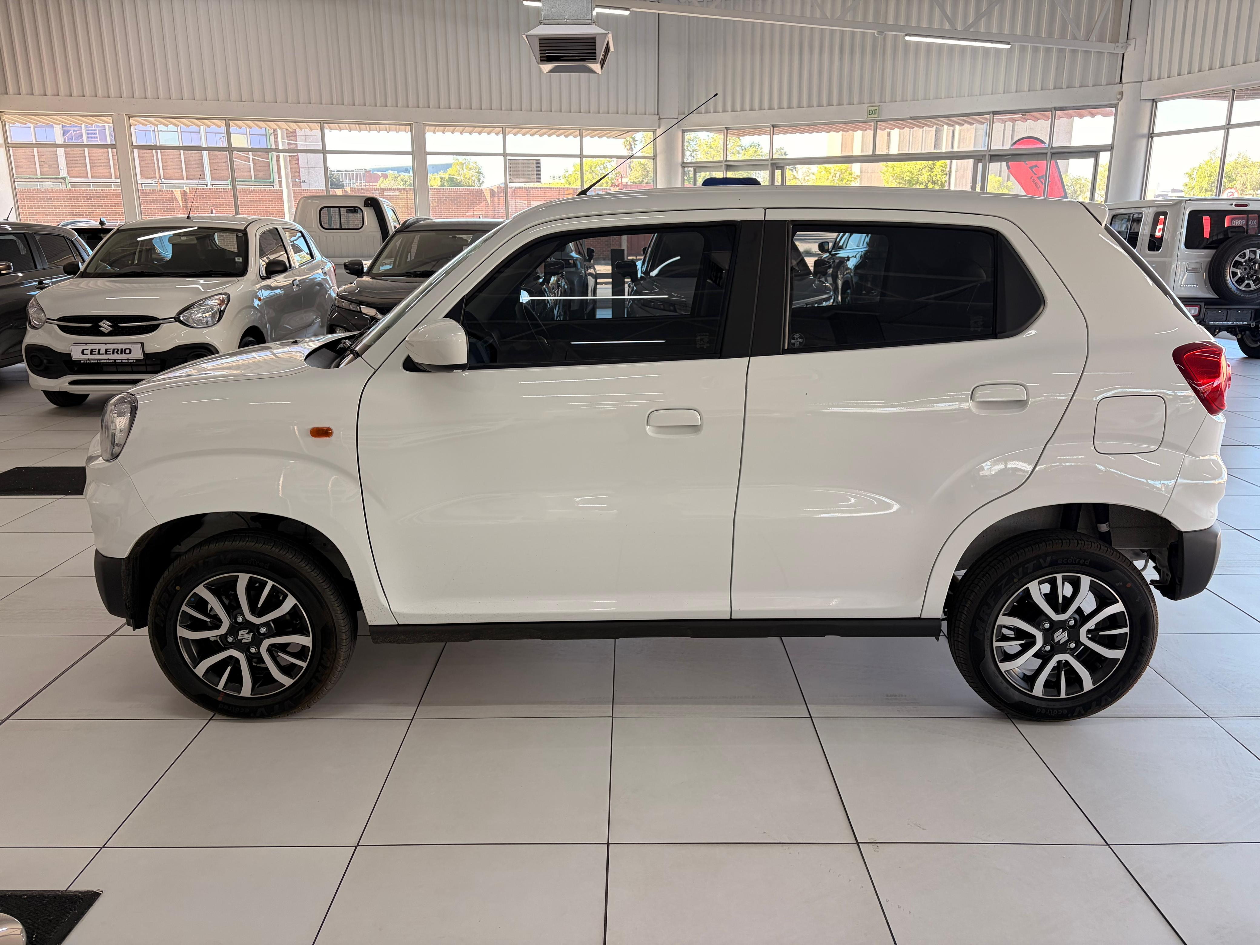 Used car gallery