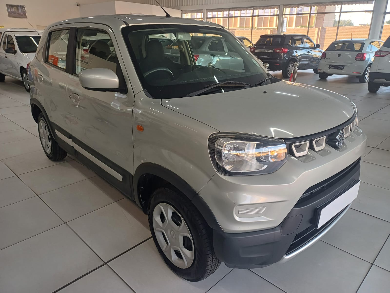 SUZUKI S-PRESSO 1.0 GL for Sale in South Africa