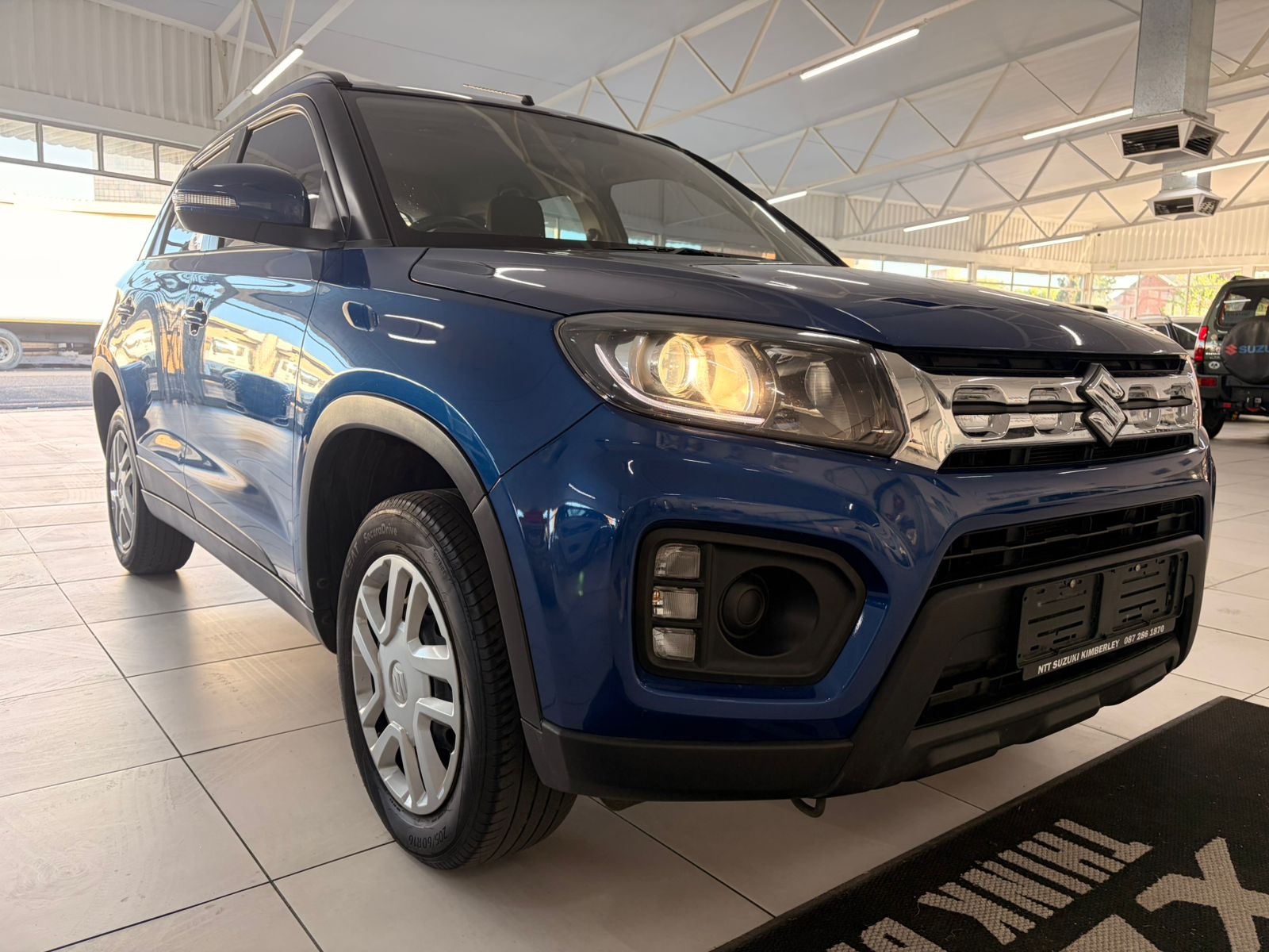 SUZUKI VITARA BREZZA 1.5 GL for Sale in South Africa